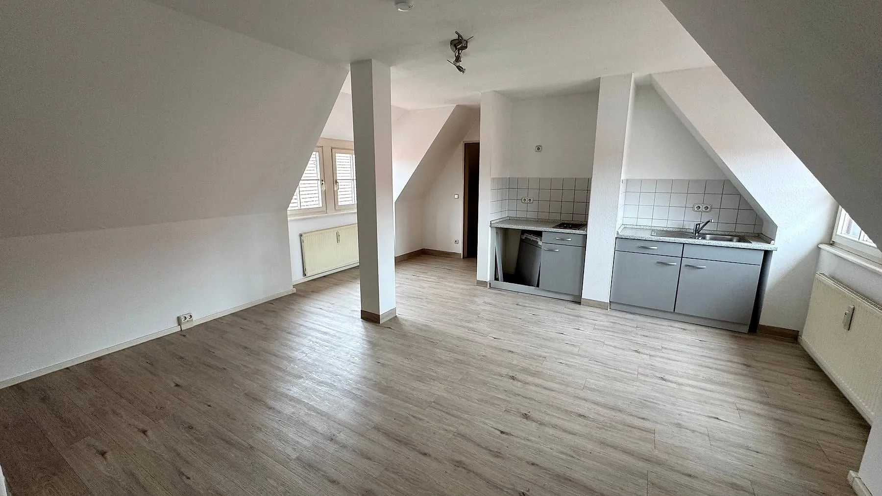 Küchenzeile im Wohnraum