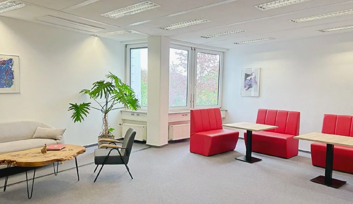 Modernes Bürogebäude in Leipzig – Foto