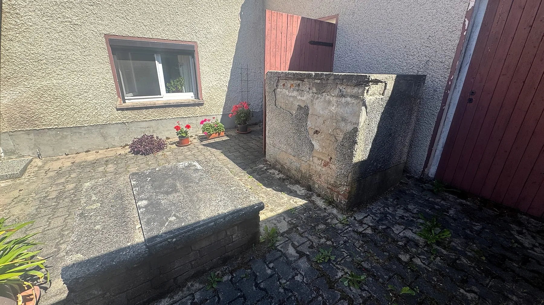 Eigener Brunnen im Innenhof